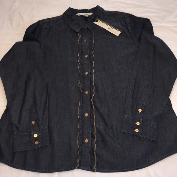 Jones New York Jeans light Denim Shirt NWT - Picture 2 of 6